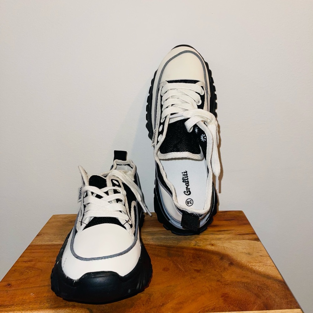 Shoes - Picture 3 of 3